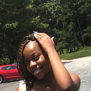 Meet your Posher, Ashari